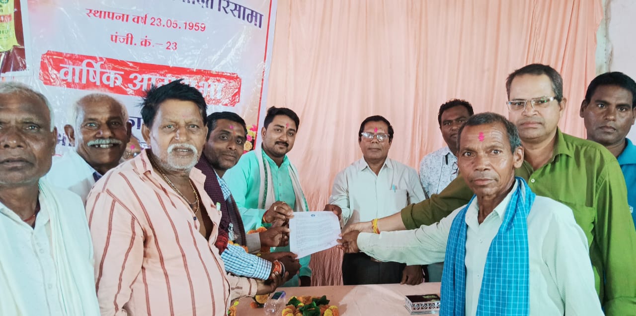 Farmers raised the demand for early elections in the Service Cooperative Society Risama