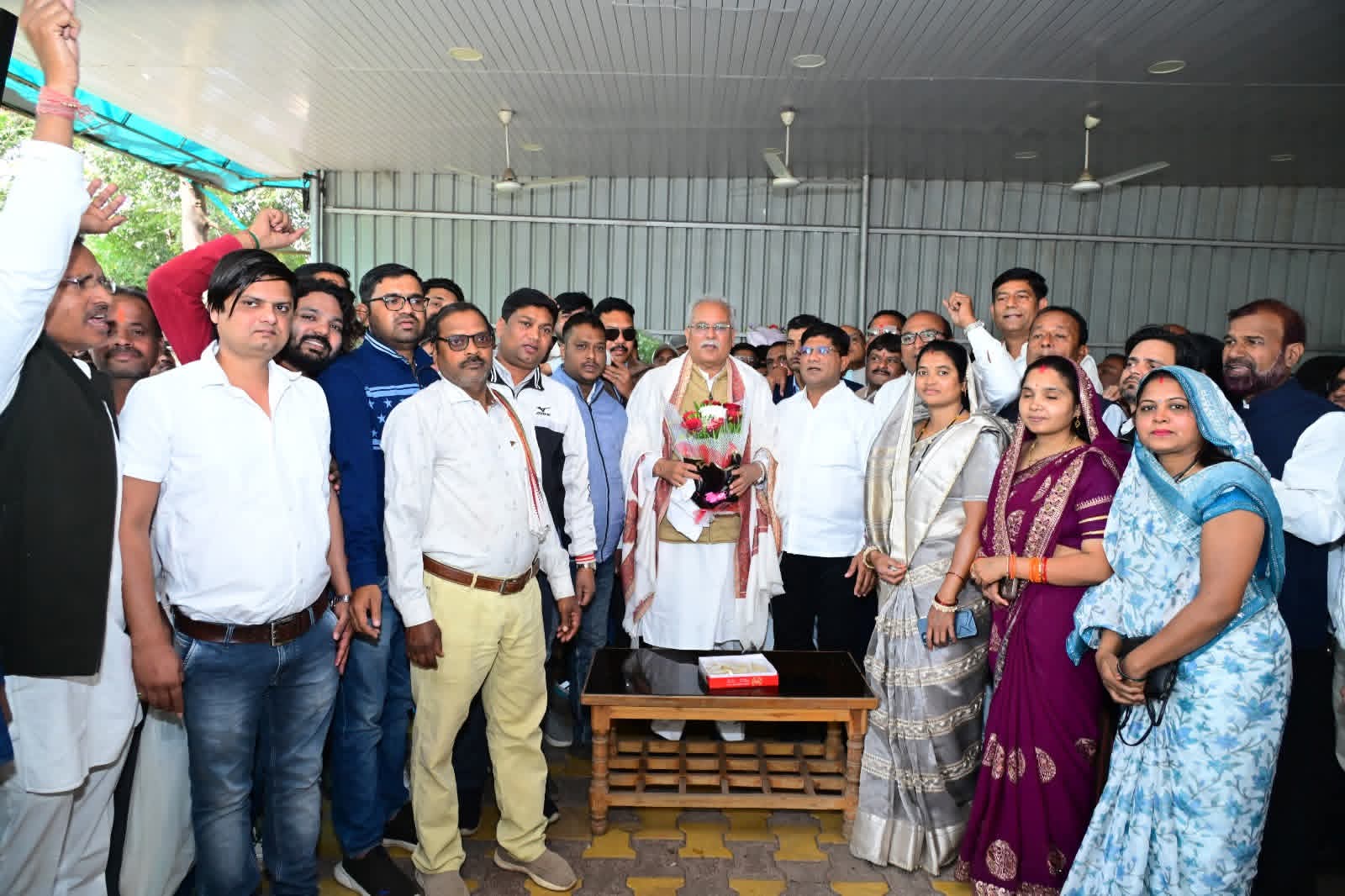 Fight strongly for the interests of farmers, laborers, youth, women and weaker sections of the society: Bhupesh Baghel