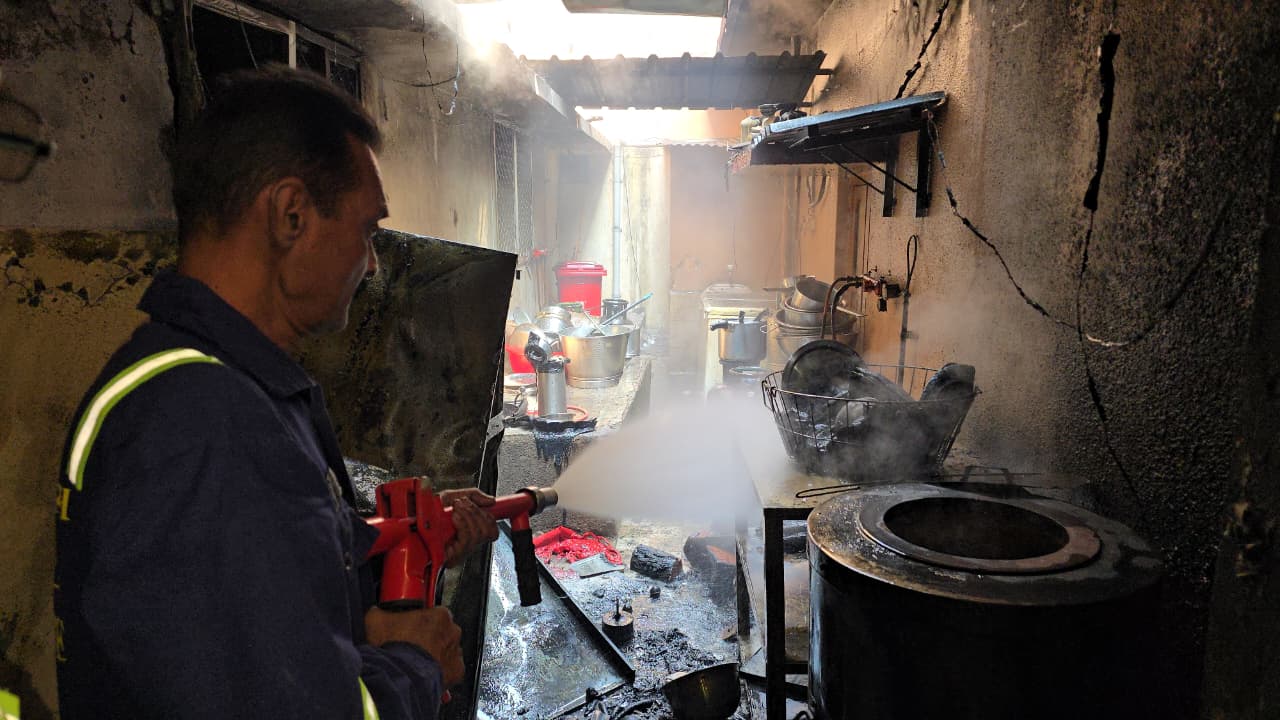 d1adfb53-d1e7-4530-8ee4-da315a921282