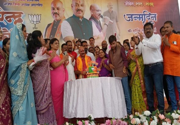 birthday of Durg District BJP President Surendra Kaushik