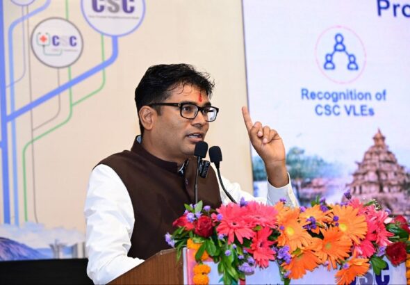 वित्त, वाणिज्यिक कर, आवास एवं पर्यावरण, योजना, आर्थिक एवं सांख्यिकी मंत्री ओ.पी. चौधरी