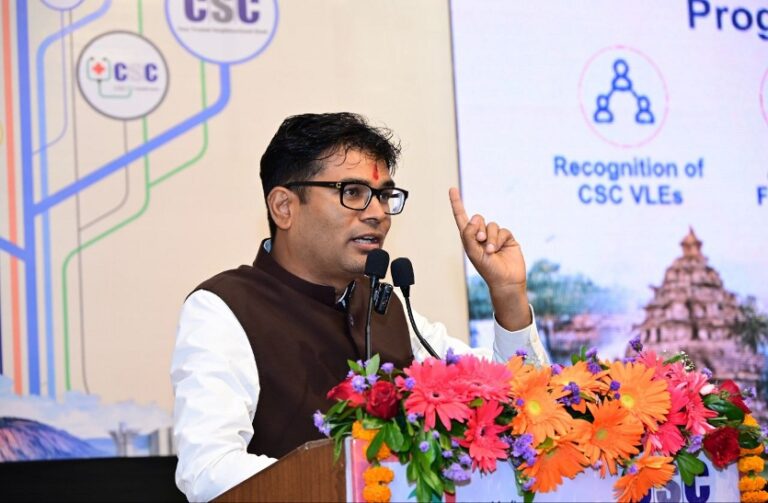 वित्त, वाणिज्यिक कर, आवास एवं पर्यावरण, योजना, आर्थिक एवं सांख्यिकी मंत्री ओ.पी. चौधरी