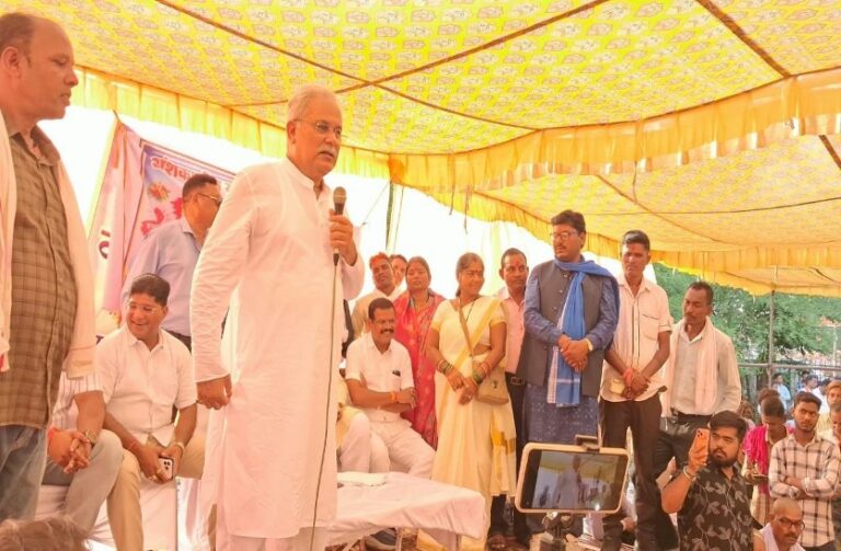 स्कूल सफाई कर्मचारियों का मानदेय, Former Chief Minister Bhupesh Baghel
